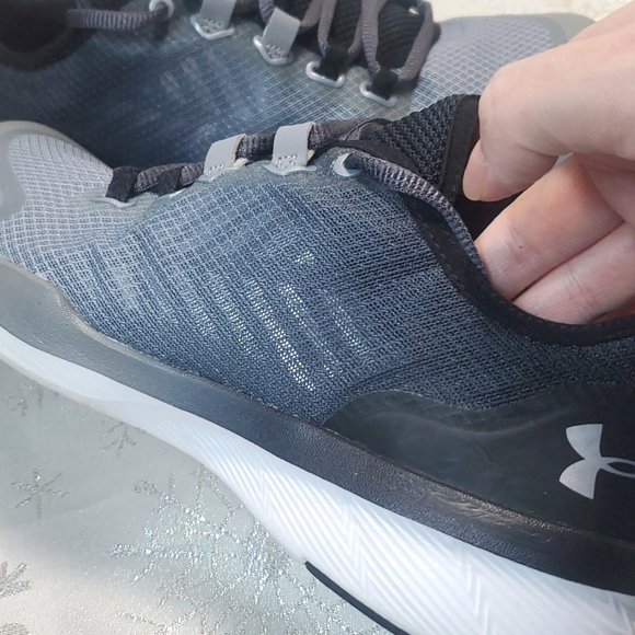 Women's Under Armour Charged Push Cross-Trainer Shoes Size 8.5 - Picture 2 of 7